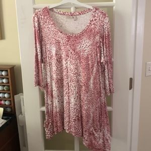 LOGO Lori Goldstein Printed Knit 3/4 Sleeve Hi Low Top Tunic A251171 Red Sz 1X